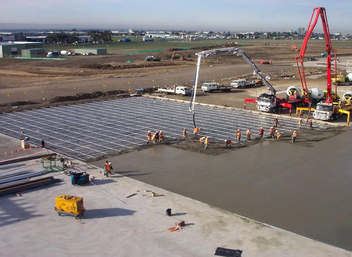 Yıldızel Yapı ile Projenizi Hızlandırın: Anahtar Teslim Saha Beton Dökümü, Uzun Ömürlü Zemin ve Güvenilir Kalite