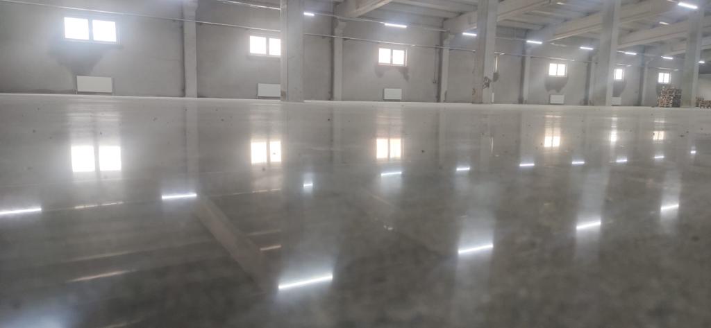 Beton Parlatma mı Epoksi mi? Çerkezköy Zemin Seçimi