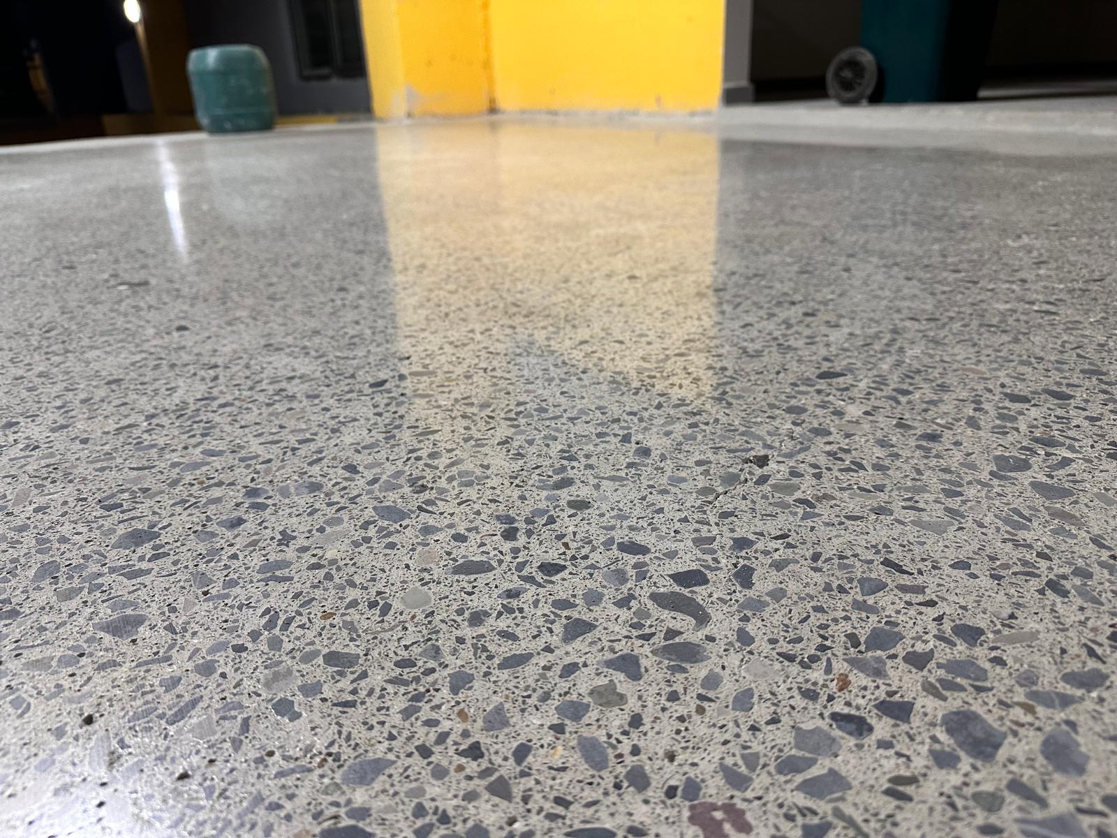 Otopark ve Endüstriyel Zeminler İçin En Etkili Beton Parlatma Teknikleri